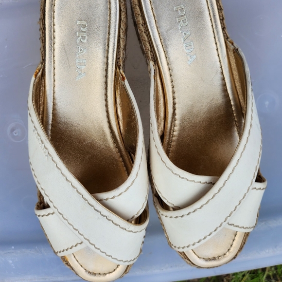 LADIES MULES SMALL PLATFORM  BY PRADA - Picture 1 of 5